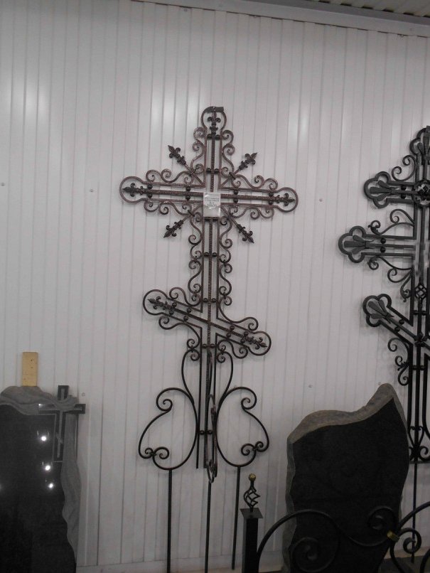 Кованый крест К-1