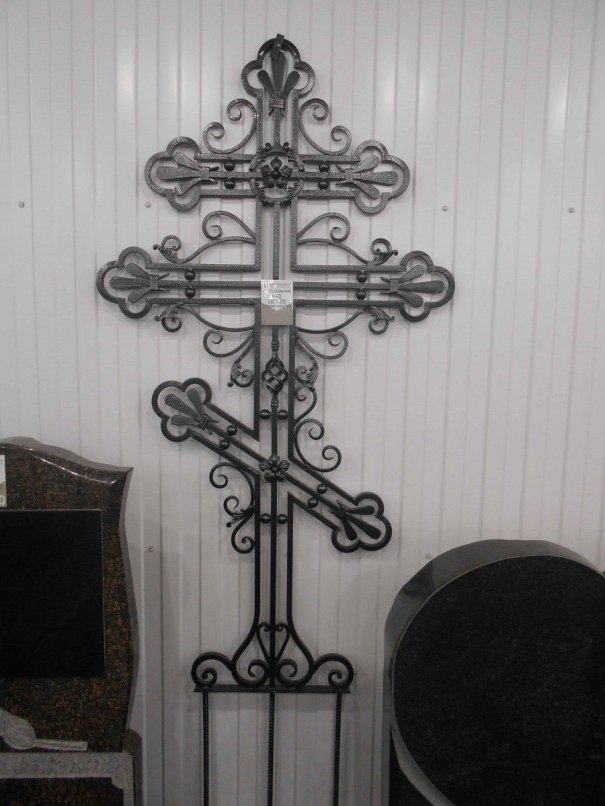 Крест кованый К-3
