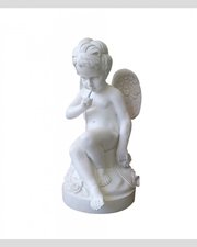 Скульптура 009 Ангел на тумбе со стрелами 750*530*430